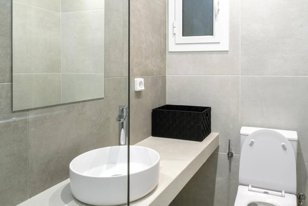 شقة Modern Pangrati Flat! أثينا المظهر الخارجي الصورة
